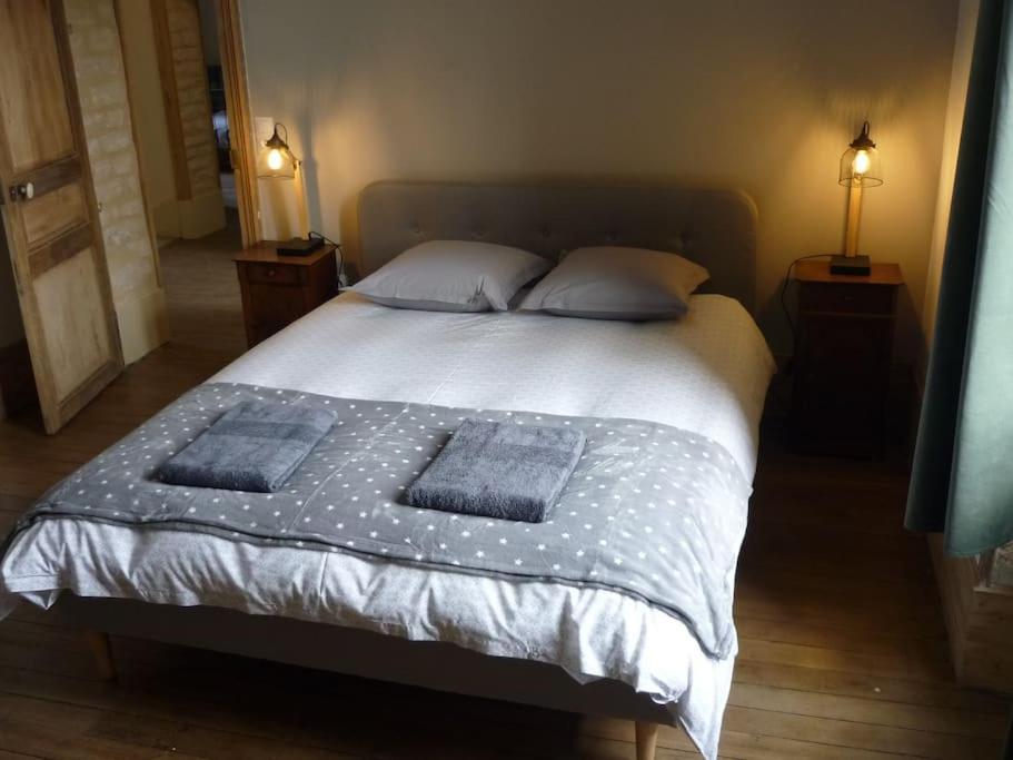 Le Presbytere - Touillon, Jacuzzi, 4 Chambres Pour 10 المظهر الخارجي الصورة