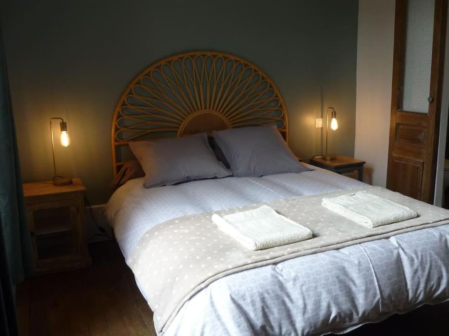 Le Presbytere - Touillon, Jacuzzi, 4 Chambres Pour 10 المظهر الخارجي الصورة