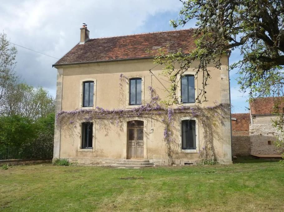 Le Presbytere - Touillon, Jacuzzi, 4 Chambres Pour 10 المظهر الخارجي الصورة