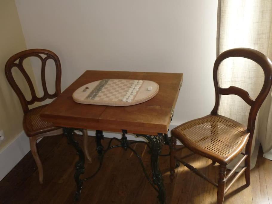 Le Presbytere - Touillon, Jacuzzi, 4 Chambres Pour 10 المظهر الخارجي الصورة